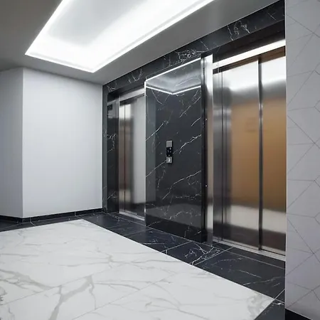 Golden Solidarnosci 60b 37 公寓